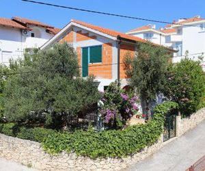 Apartments by the sea Okrug Gornji (Ciovo) - 1111 Okrug Donji Croatia