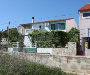Apartments by the sea Tkon (Pasman) - 820 Tkon Croatia