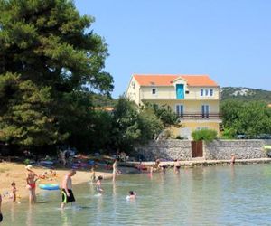 Family friendly seaside apartments Kraj (Pasman) - 699 Tkon Croatia
