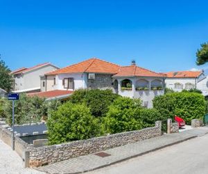 Apartments with a parking space Mirca (Brac) - 729 Supetar Croatia