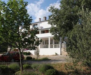 Apartments by the sea Starigrad (Paklenica) - 6587 Starigrad Croatia