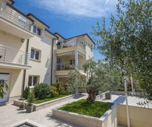 Apartment Selce 5367b Barci Croatia