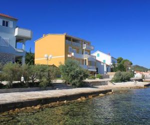 Apartment Preko 8384a Oltre Croatia