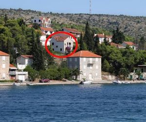 Apartment Milna 2962a Milna Croatia