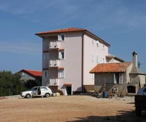Apartments by the sea Jakisnica (Pag) - 6274 Lun Croatia