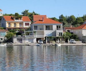 Apartments by the sea Lumbarda (Korcula) - 9303 Lumbarda Croatia