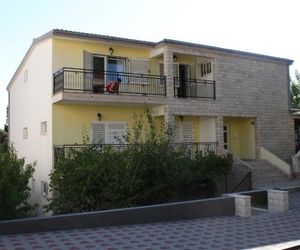 Apartments with a parking space Gradac (Makarska) - 6783 Gradac Croatia
