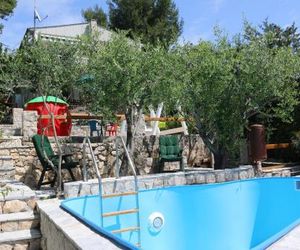 Family friendly apartments with a swimming pool Okrug Donji (Ciovo) - 8072 Okrug Donji Croatia