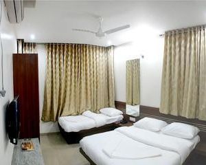 Hotel Anand Heritage Shirdi India