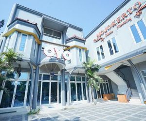 OYO 1239 Mojokerto Classic Residence Surabaya Indonesia