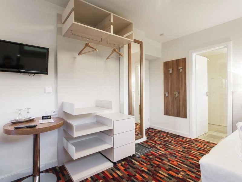Hotel Photo 11