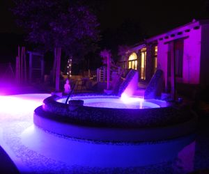 Casa completa para parejas jacuzzi piscina y wifi cerca al Caminito del Rey Málaga España Alora Spain
