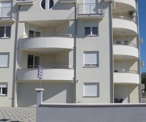 Apartments Mirela Donje Petrcane Croatia