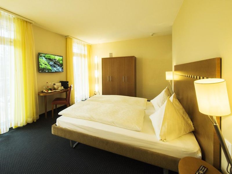 Hotel Photo 1