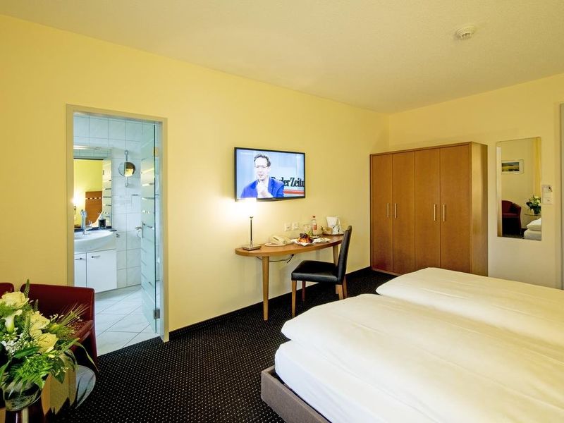 Hotel Photo 3