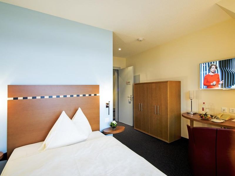 Hotel Photo 8
