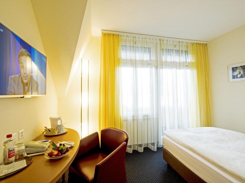 Hotel Photo 9