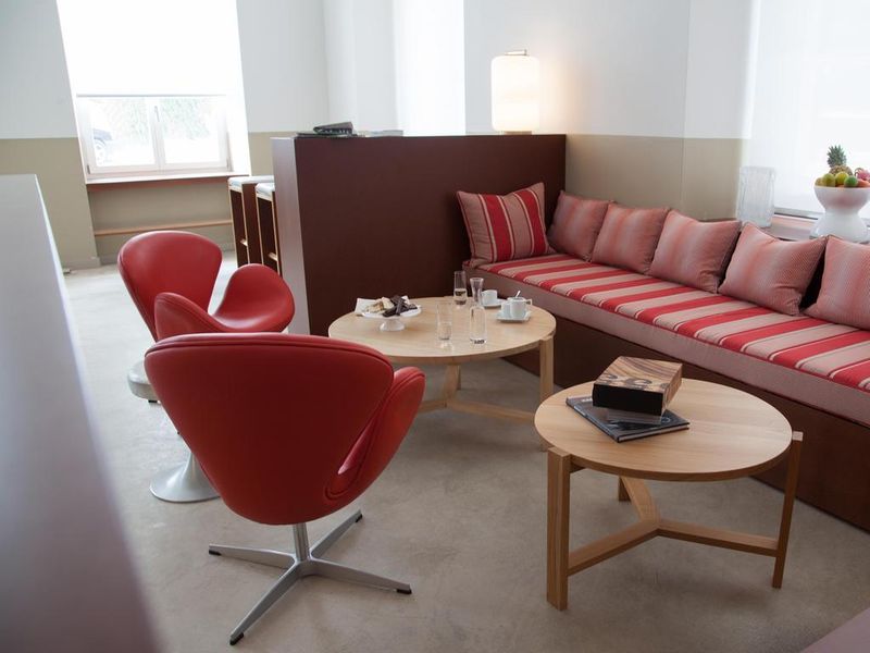 Hotel Photo 9