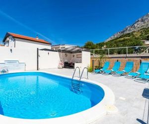 Apartment Stanici with Sea View 01 Omis Croatia