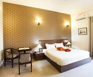 THE WHITE COLLAR Gurgaon India