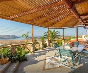 Nadias Traditional Greek House Anavyssos Greece