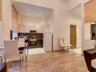 Top-Top Apartment Vosstaniya 24.