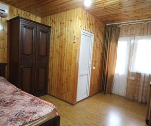 Azanta Guest House Loo Russia