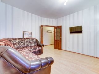 На Российском 8