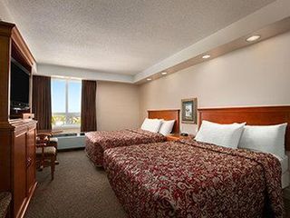 Hotel pic Travelodge by Wyndham Spruce Grove