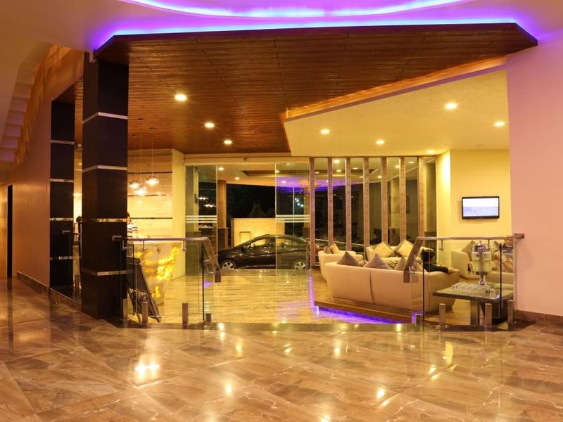 Hotel Photo 11