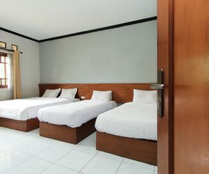 OYO 159 Santo Guest House Surabaya Indonesia