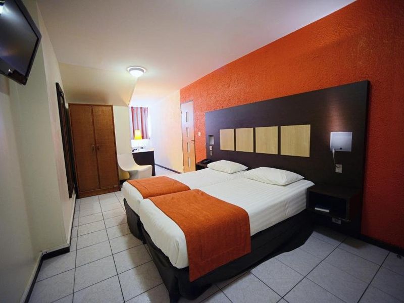 Hotel Photo 4