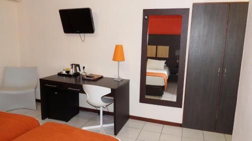 Hotel Photo 5