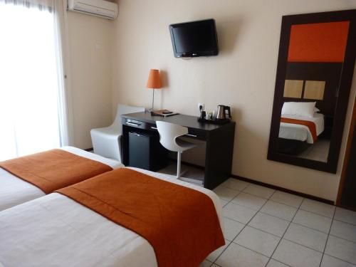Hotel Photo 8