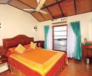 Amrutham Houseboats Kumaragam India