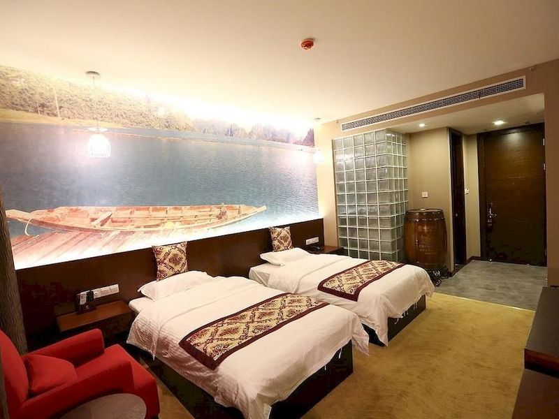 Hotel Photo 10