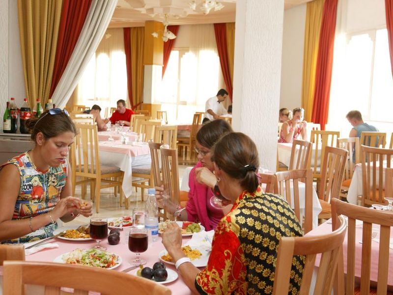 Hotel Photo 12