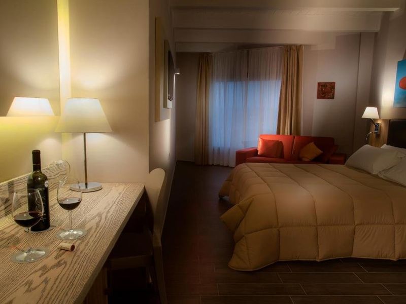 Hotel Photo 11