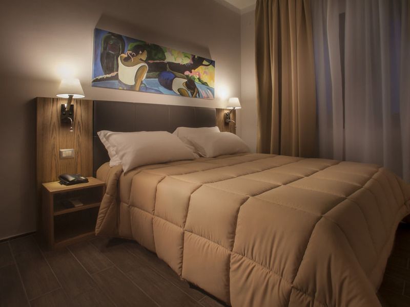 Hotel Photo 16