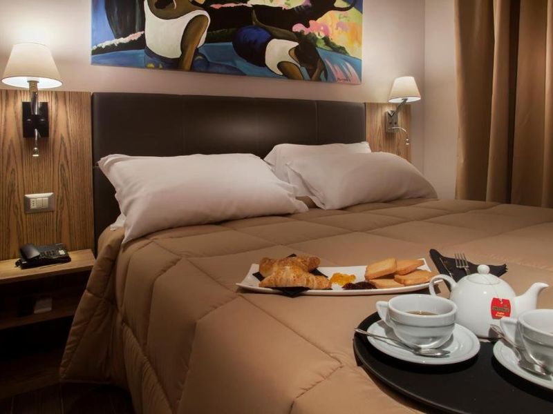Hotel Photo 5