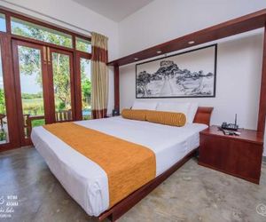 Wewa Addara Hotel - Hotel by the lake Sigiriya Sri Lanka