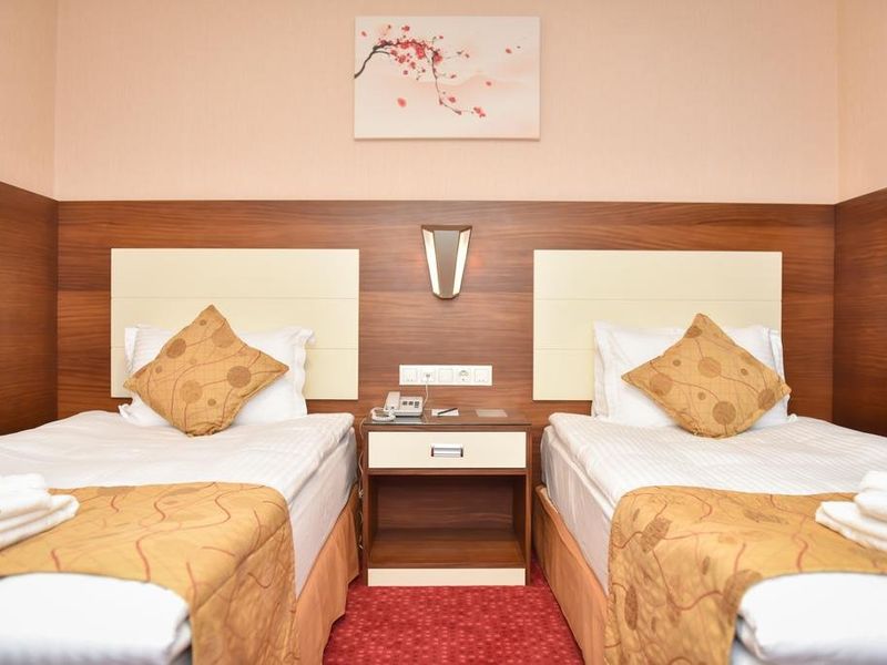 Hotel Photo 1