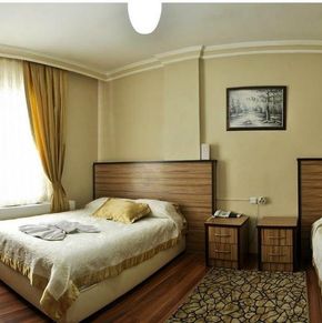NearBy Hotel