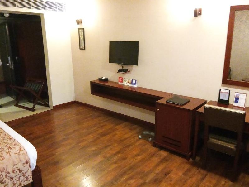 Hotel Photo 6