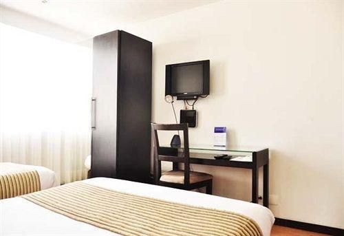 Hotel Photo 3