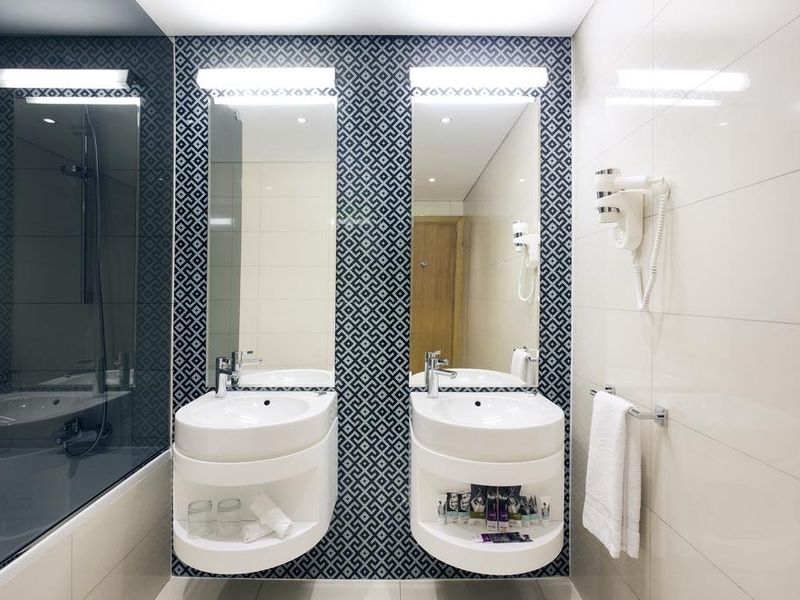 Hotel Photo 9