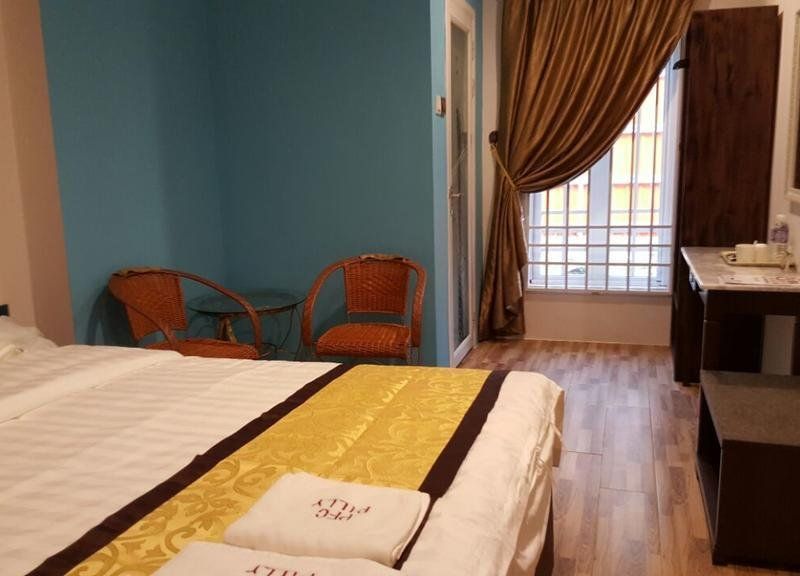 Hotel Photo 6