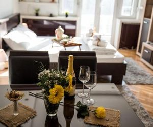 Balkan-inn Parlament apartment Belgrade Serbia