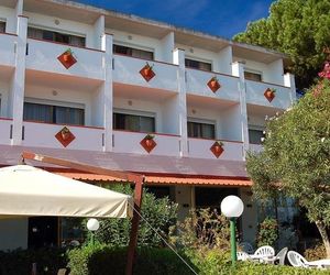 Hotel Restaurant Pierolli Cavo Italy
