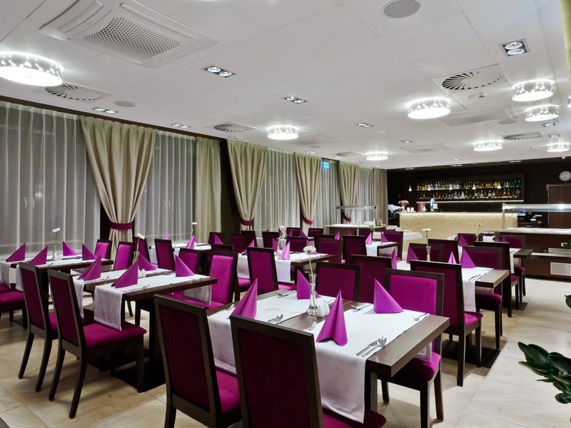 Hotel Photo 12